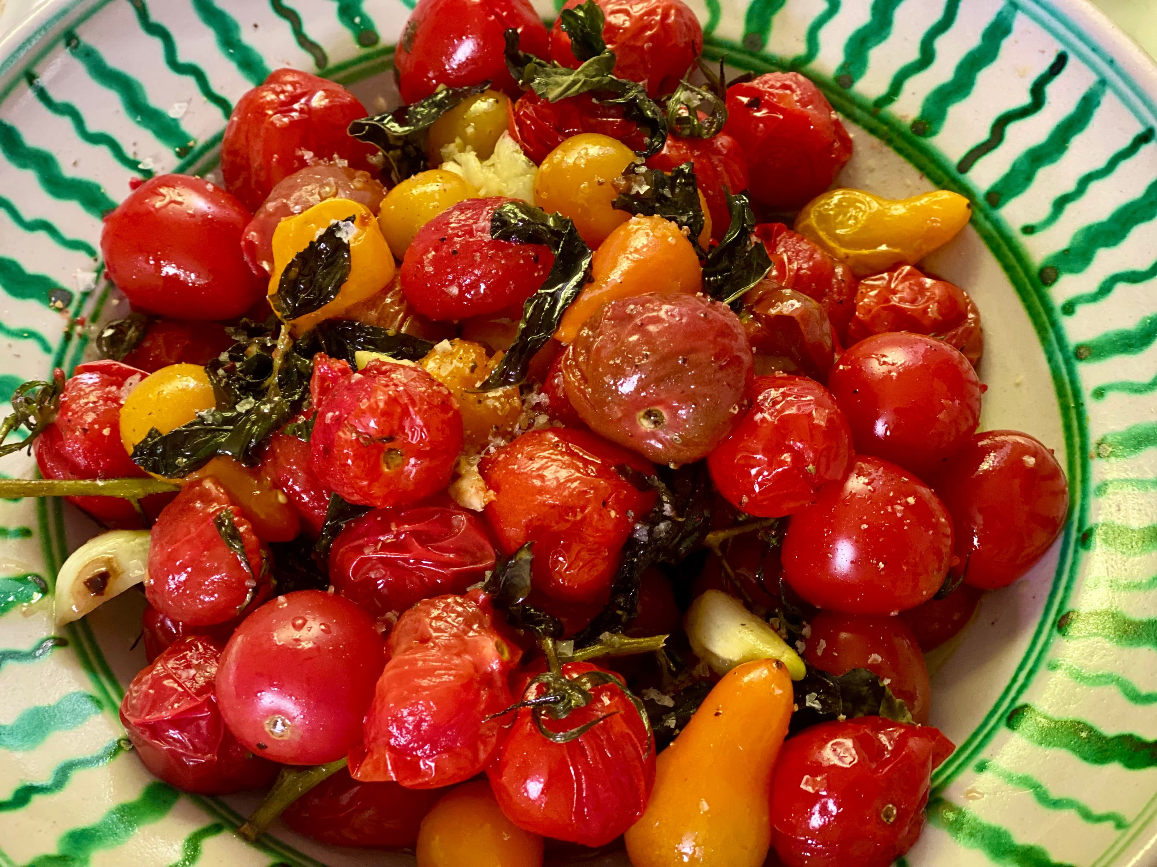 plate of baked tomatoes